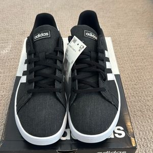 Boys Adidas Grand Court K Size 6